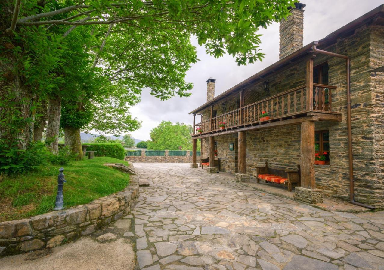 Casa Bouza Guest House Becerreá Екстериор снимка