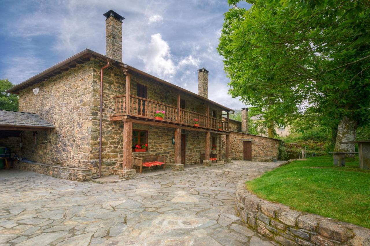 Casa Bouza Guest House Becerreá Екстериор снимка