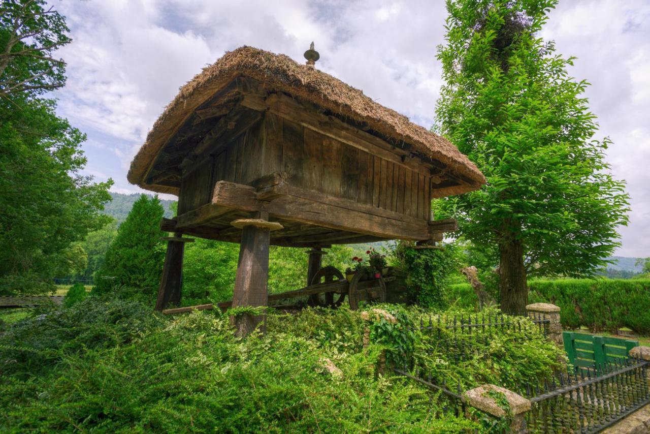 Casa Bouza Guest House Becerreá Екстериор снимка