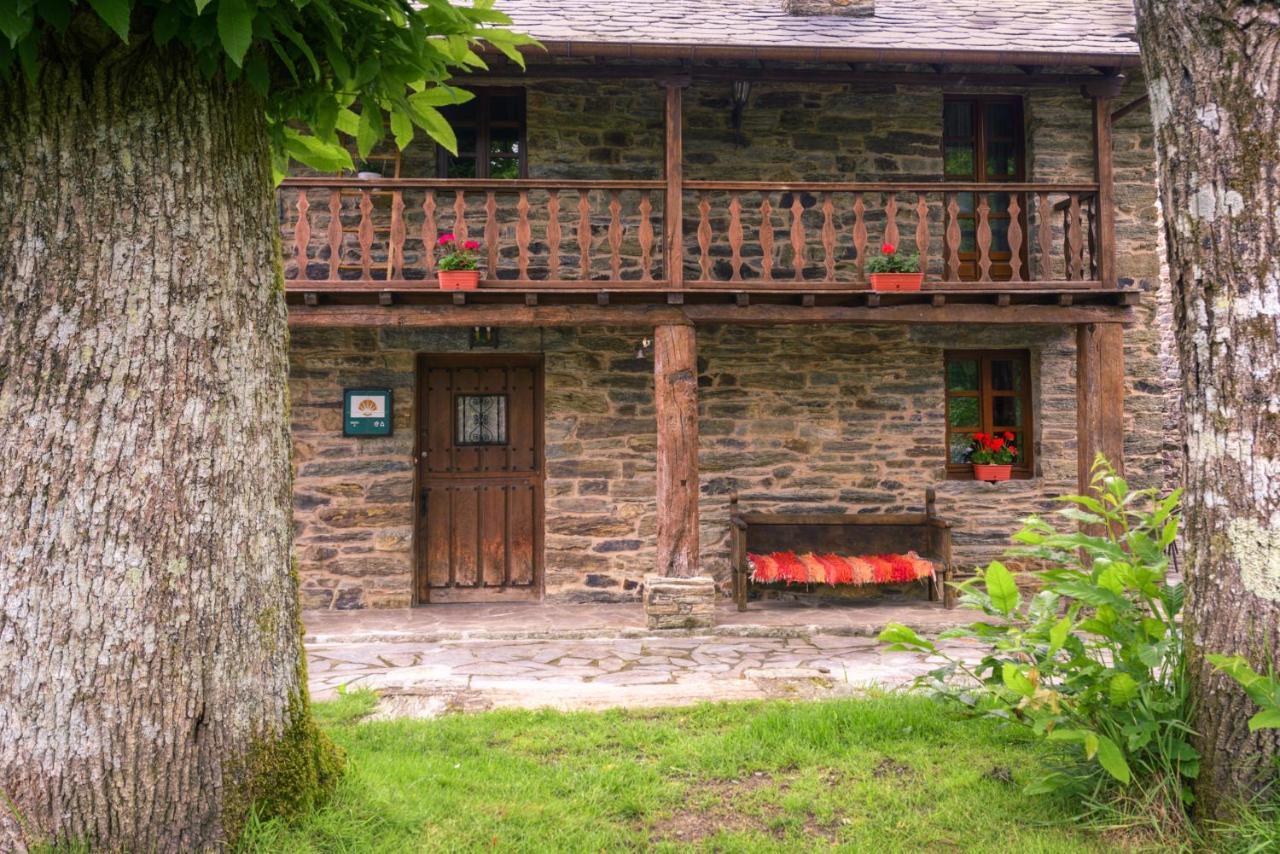 Casa Bouza Guest House Becerreá Екстериор снимка