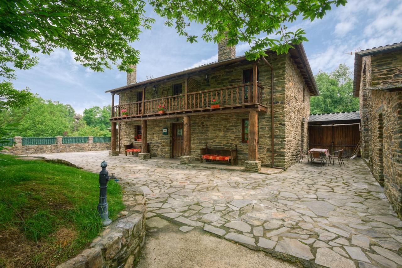 Casa Bouza Guest House Becerreá Екстериор снимка